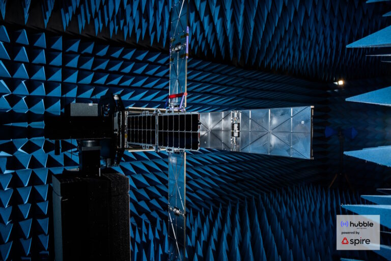 Hubble Network établit pour la première fois une connexion Bluetooth avec un satellite